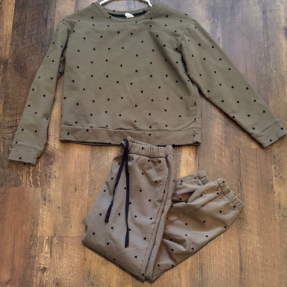 Olive Green Lounge Set
